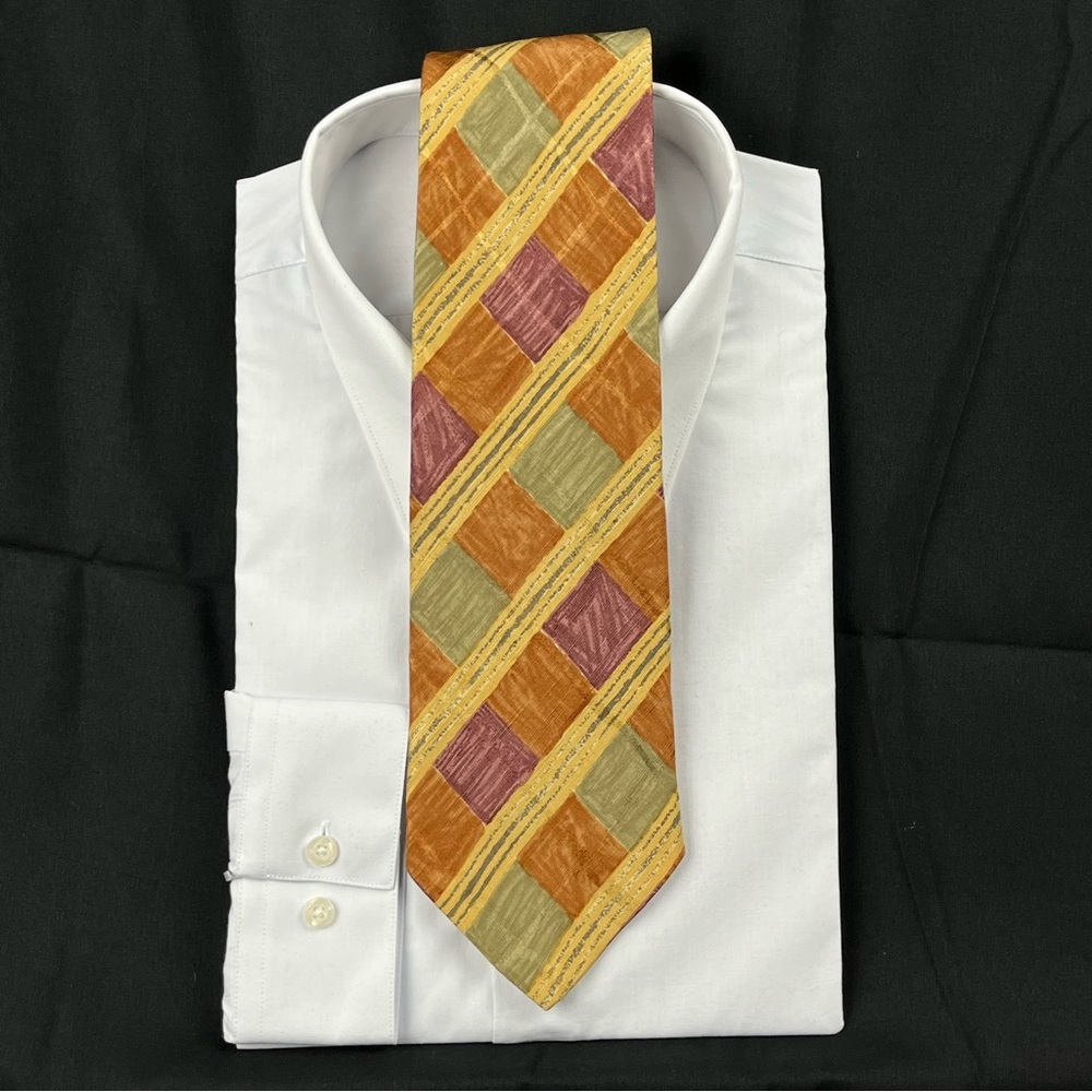 M/M Hugo Boss vintage 90s Silk/Linen blend tie